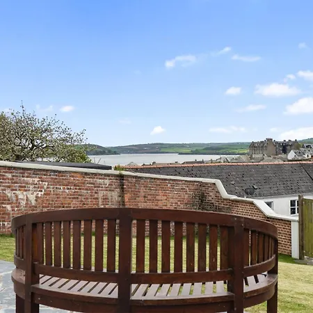 Holiday home Trenaton *